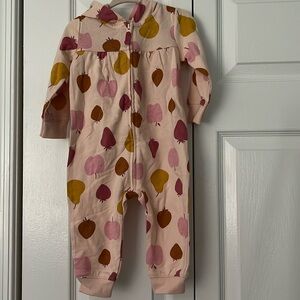 Carter’s jumpsuit with hood 9 months